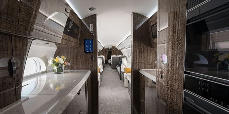 Gulfstream G700 lounge cabin